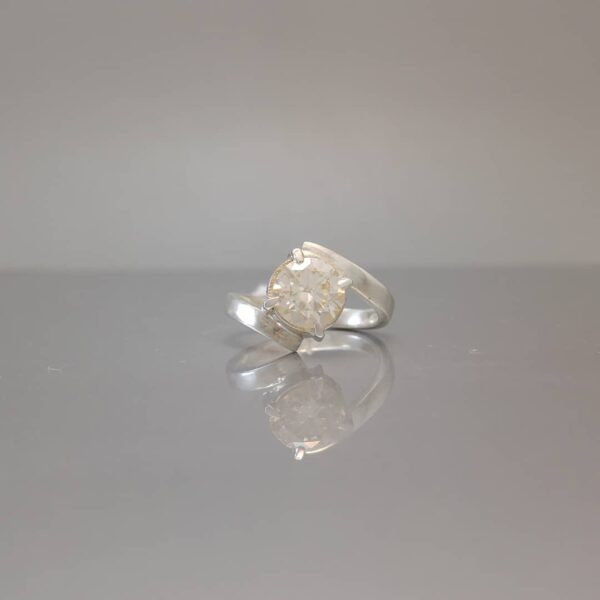 موزينايت (الماس روسي) نسائي 22